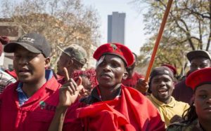 Malema: As boere wéér betoog, sal EFF hulle ‘ontmoet’