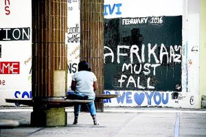 Dan Roodt: Afrikaanshaat is elke taalstryder se ‘rooi pil’
