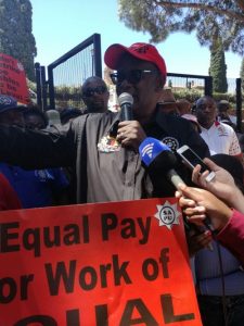 Suid- Afrika se Staatsdiens en vakbonde verniel die land