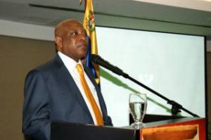 SA ambassadeur dreig om die VSA aan te val asook ander ondiplomatiese diplomate