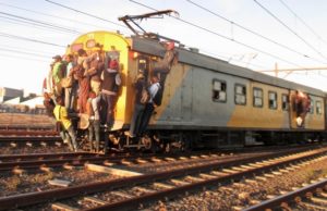 SANW moet Prasa treine oppas na kriminele en betogers die veiligheid van treine, passasiers bedreig