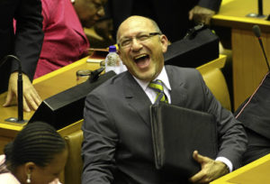 EFF moet hoes! – R500,000 betaalbaar aan Trevor Manuel vir laster