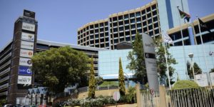 SABC-finansiële krisis: Nasionale uitsaaier kan van die lug gedwing word