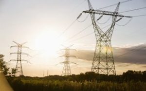 Stedelike munisipaliteite se krag-manewales – Voorafbetaalde elektrisiteit heffing veroorsaak groot herrie by verbruikers