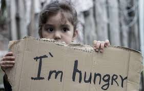 Armoedelyn in SA – dit kos jou R561 per maand om nie van honger om te kom
