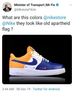 Mbalula het ’n obsessie met die “ou SA vlag”, veral as jy die apartheidsvlag selfs in sportskoene begin sien!